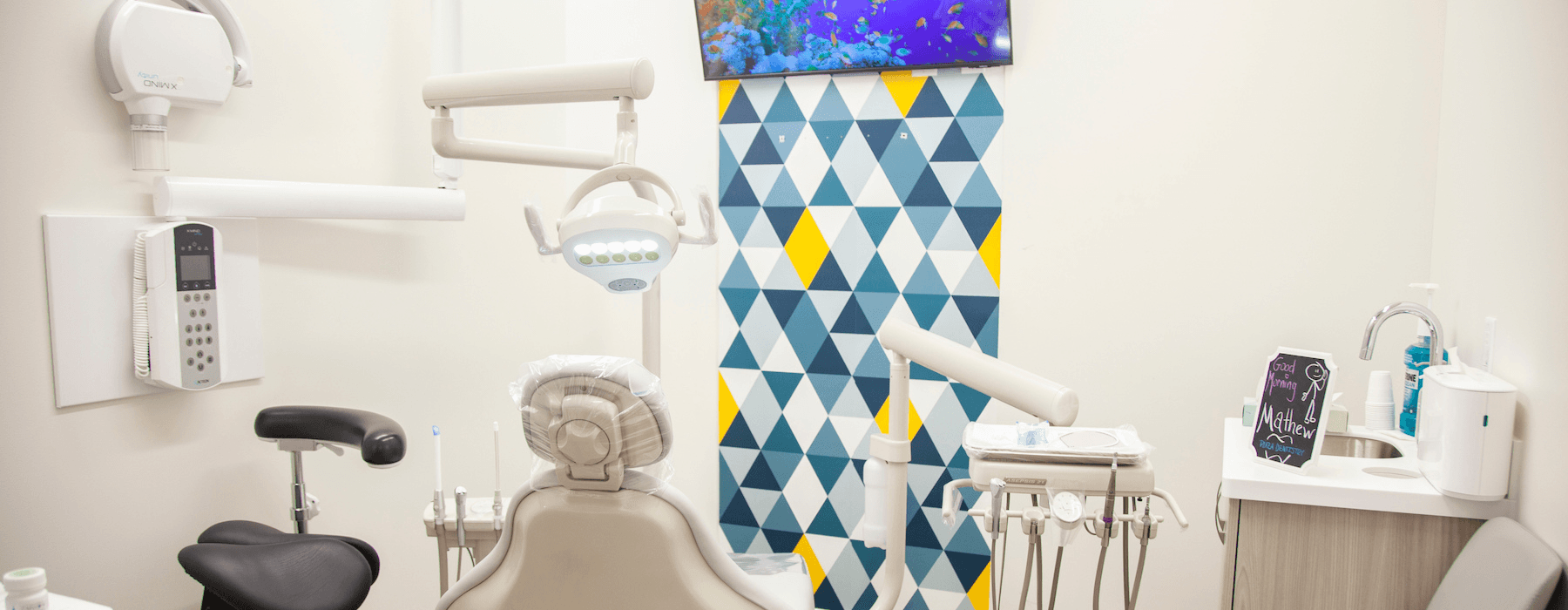dental exam room interior | dentist teaneck nj