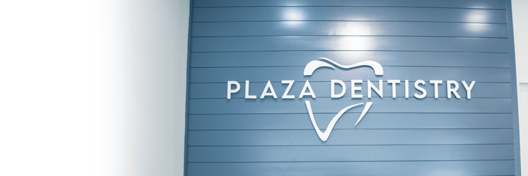 plaza dentistry logo & signage | invisalign teaneck