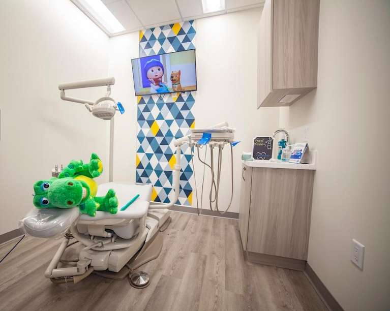 interior of dental exam room | plaza dentistry